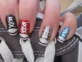 /album/fotogaleria/unas-pintadas-converse-458x343-jpg1/